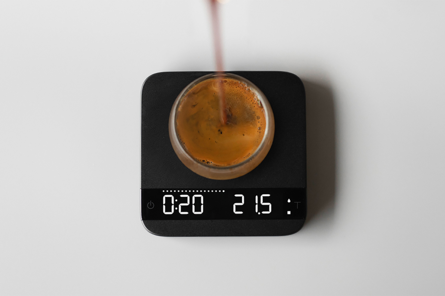 AL008_Acaia Lunar 2021 Black Lifestyle 2.jpg